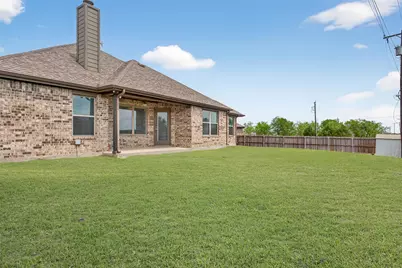 102 S Meadow Drive, Ferris, TX 75125 - Photo 24