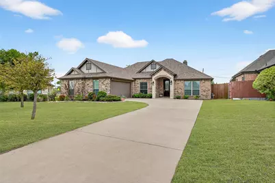 102 S Meadow Drive, Ferris, TX 75125 - Photo 1