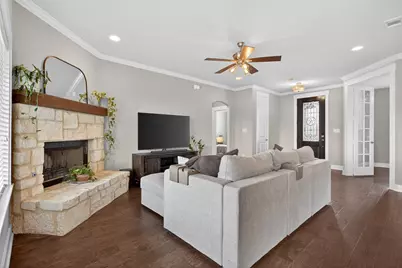 102 S Meadow Drive, Ferris, TX 75125 - Photo 8