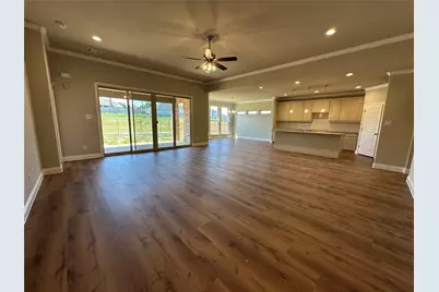 2009 Belle Lagos Ln, Cleburne, TX 76033 - Photo 4