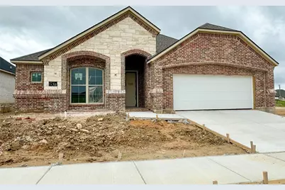 2009 Belle Lagos Ln, Cleburne, TX 76033 - Photo 1