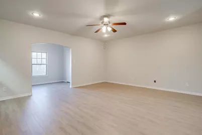 3703 Byers Avenue, Fort Worth, TX 76107 - Photo 10