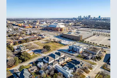 3703 Byers Avenue, Fort Worth, TX 76107 - Photo 6