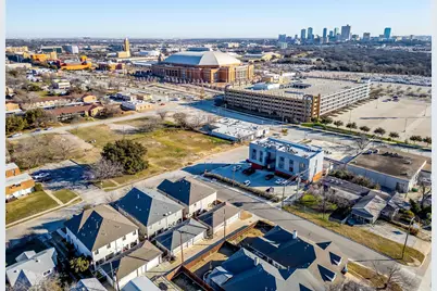 3703 Byers Avenue, Fort Worth, TX 76107 - Photo 4