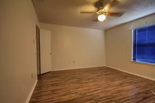 3109 Meadow Wood Ln, Bedford, TX 76021 - Photo 6