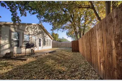 3109 Meadow Wood Lane, Bedford, TX 76021 - Photo 14