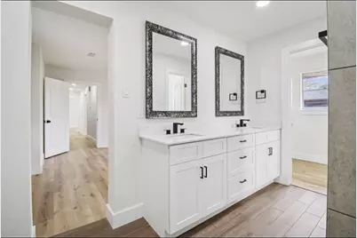 1835 E Cedar Elm Drive, Arlington, TX 76012 - Photo 16