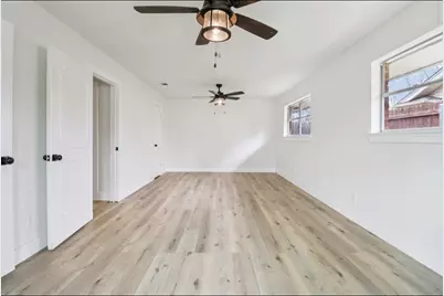 1835 E Cedar Elm Drive, Arlington, TX 76012 - Photo 20