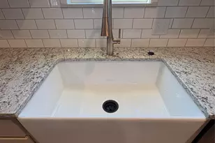 1047 Davis Street N, Sulphur Springs, TX 75482 - Photo 8
