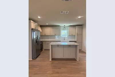 1047 Davis Street N, Sulphur Springs, TX 75482 - Photo 6