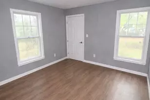 3532 Pioneer St, Fort Worth, TX 76119 - Photo 10