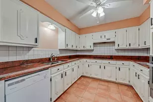 2805 Oak Valley Dr, Arlington, TX 76016 - Photo 8