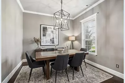 300 Madison Street, Burleson, TX 76028 - Photo 4