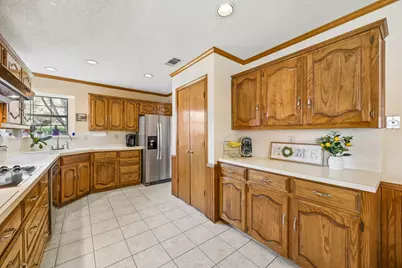 3207 Spring Lake Drive, Richardson, TX 75082 - Photo 14