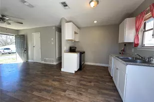 3318 Spencer St, Greenville, TX 75401 - Photo 10
