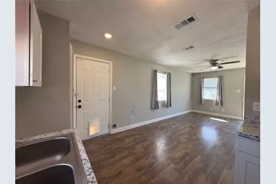 3318 Spencer Street, Greenville, TX 75401 - Photo 6
