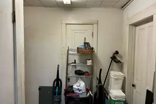 412 W Willingham St, Cleburne, TX 76033 - Photo 14