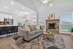 545 Clifton Ct, Midlothian, TX 76065 - Photo 8