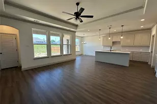 2007 Belle Lagos Ln, Cleburne, TX 76033 - Photo 10