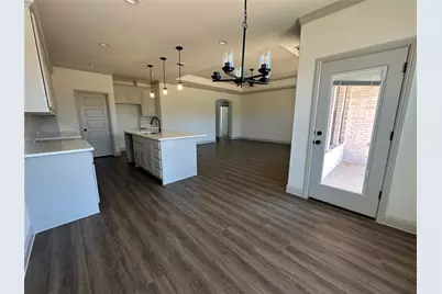 2007 Belle Lagos Lane, Cleburne, TX 76033 - Photo 8