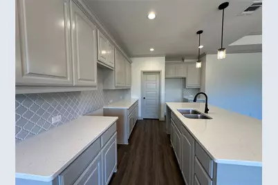 2007 Belle Lagos Lane, Cleburne, TX 76033 - Photo 6