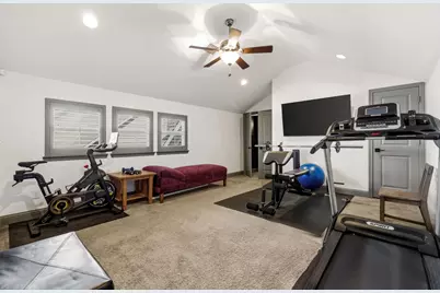 2253 Cardinal Boulevard, Carrollton, TX 75010 - Photo 28