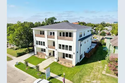 1322 Lipscomb Street #201, Fort Worth, TX 76104 - Photo 2