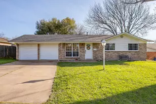 540 Mound St, Burleson, TX 76028 - Photo 1