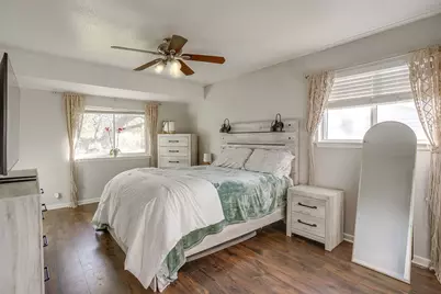 540 Mound Street, Burleson, TX 76028 - Photo 32