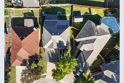 809 Slaughter Lane, Euless, TX 76040 - Photo 2