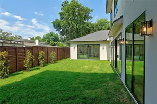 9327 Midway Rd, Dallas, TX 75220 - Photo 38