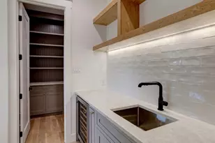 9327 Midway Rd, Dallas, TX 75220 - Photo 8