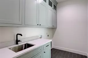 9327 Midway Rd, Dallas, TX 75220 - Photo 32