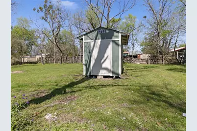 723 E Nowlin Street, Mexia, TX 76667 - Photo 22