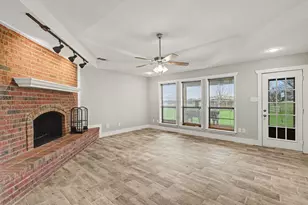 10101 Round Hill Rd, Fort Worth, TX 76131 - Photo 4