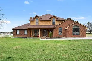 10101 Round Hill Rd, Fort Worth, TX 76131 - Photo 1