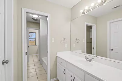 10101 Round Hill Road, Fort Worth, TX 76131 - Photo 18