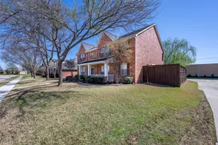 917 Crestview Dr, Coppell, TX 75019 - Photo 2