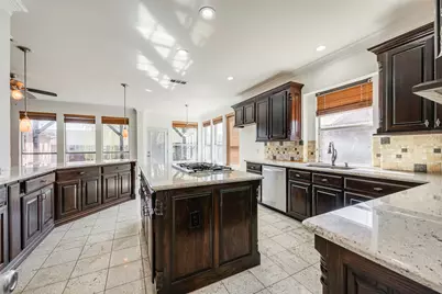 917 Crestview Drive, Coppell, TX 75019 - Photo 4