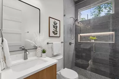 607 Grandview Avenue, Dallas, TX 75223 - Photo 18