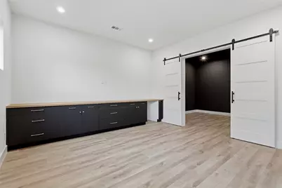 607 Grandview Avenue, Dallas, TX 75223 - Photo 22
