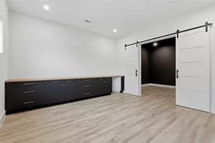 607 Grandview Ave, Dallas, TX 75223 - Photo 22
