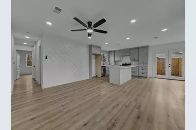 802 Nl Robinson Drive, Arlington, TX 76011 - Photo 12