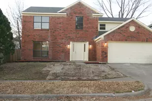 610 Squaw Creek Ct, Arlington, TX 76018 - Photo 1