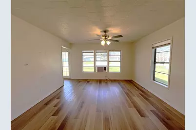 122 Robertson Street, Sulphur Springs, TX 75482 - Photo 16