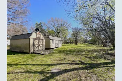 122 Robertson Street, Sulphur Springs, TX 75482 - Photo 24