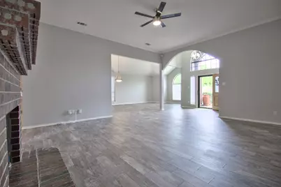 7504 Saddleridge Drive, Dallas, TX 75249 - Photo 8