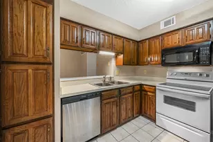 14800 Enterprise Dr, Farmers Branch, TX 75234 - Photo 4