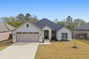 416 Deer Pt Cv, Chandler, TX 75758 - Photo 1