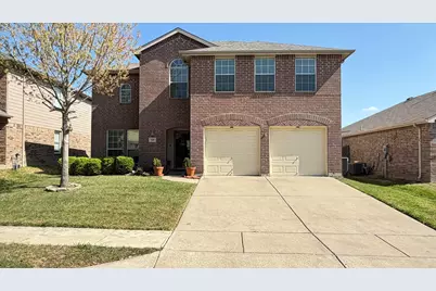 9208 Conestoga Drive, Fort Worth, TX 76131 - Photo 2